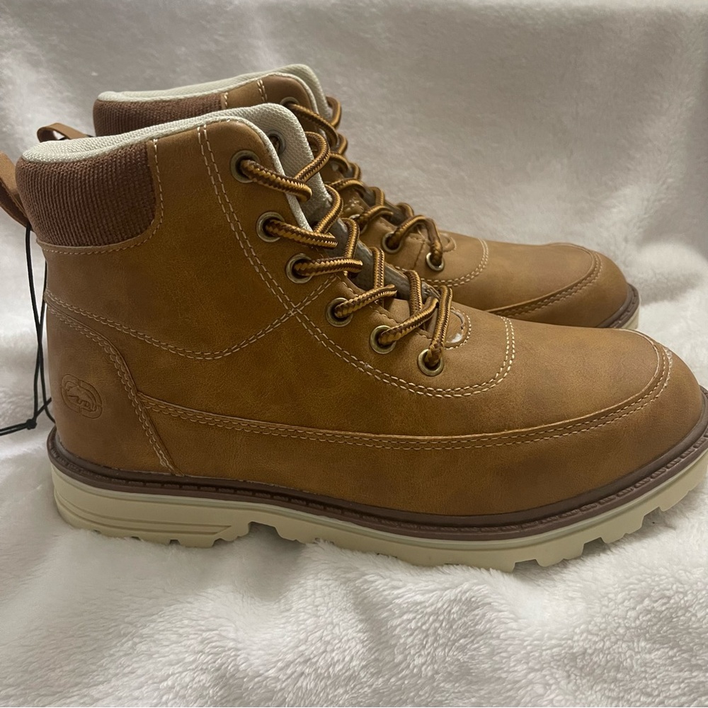 Marc Ecko Unltd Boys Santiago Hiking Boots Size 4 New Without Tag